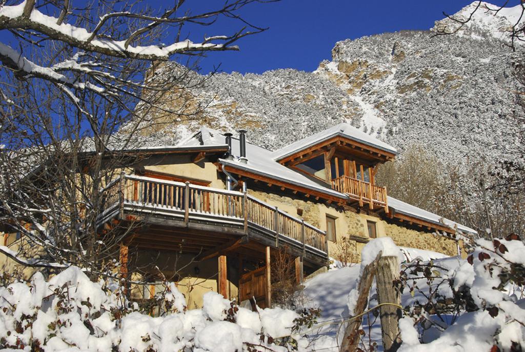 Bed and Breakfast La Ferme de Beauté Chateauroux-les-Alpes Esterno foto