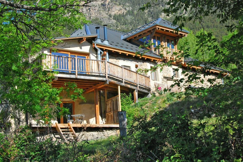 Bed and Breakfast La Ferme de Beauté Chateauroux-les-Alpes Esterno foto